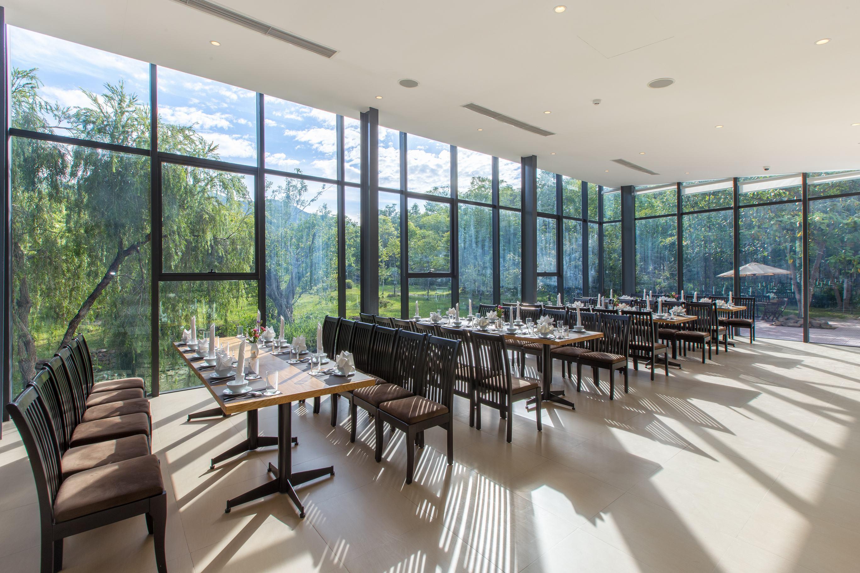 Thanh Tan Hot Springs By Fusion Hue Exterior photo